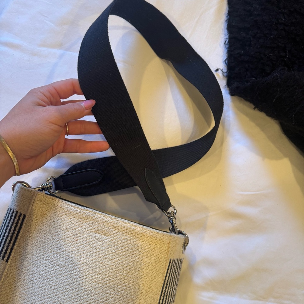 Celine Women Sangle Small Bucket Bag in Textured Canvas - White and Black - Picture 5 of 9